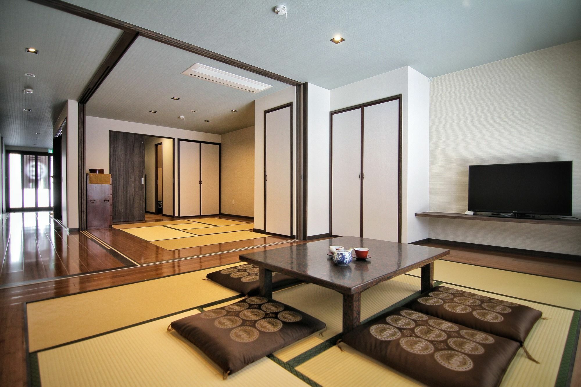 Em S280 Villa Kyoto Exteriör bild